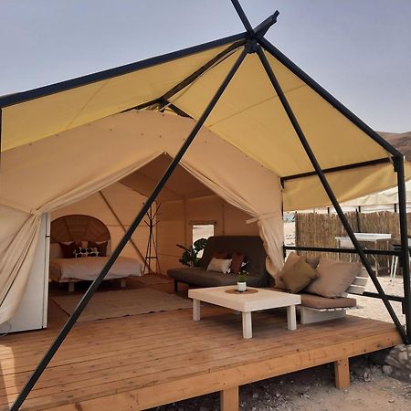 Tranquilo - Dead Sea Glamping Hotel Metzoke Dragot ภายนอก รูปภาพ